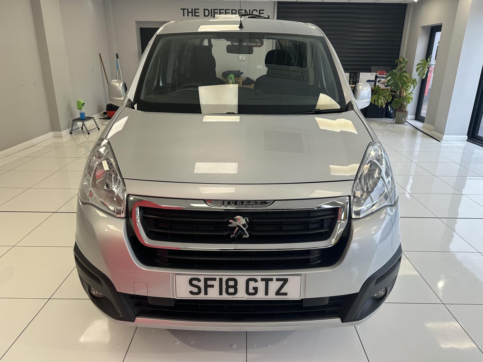 Peugeot Partner Tepee 1.6 BlueHDi Active MPV 5dr Diesel Manual Euro 6 (s/s) (100 ps)