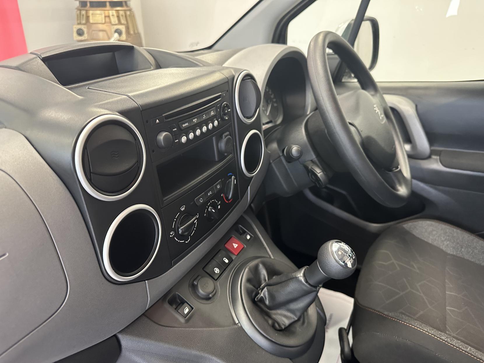 Peugeot Partner Tepee 1.6 BlueHDi Active MPV 5dr Diesel Manual Euro 6 (s/s) (100 ps)