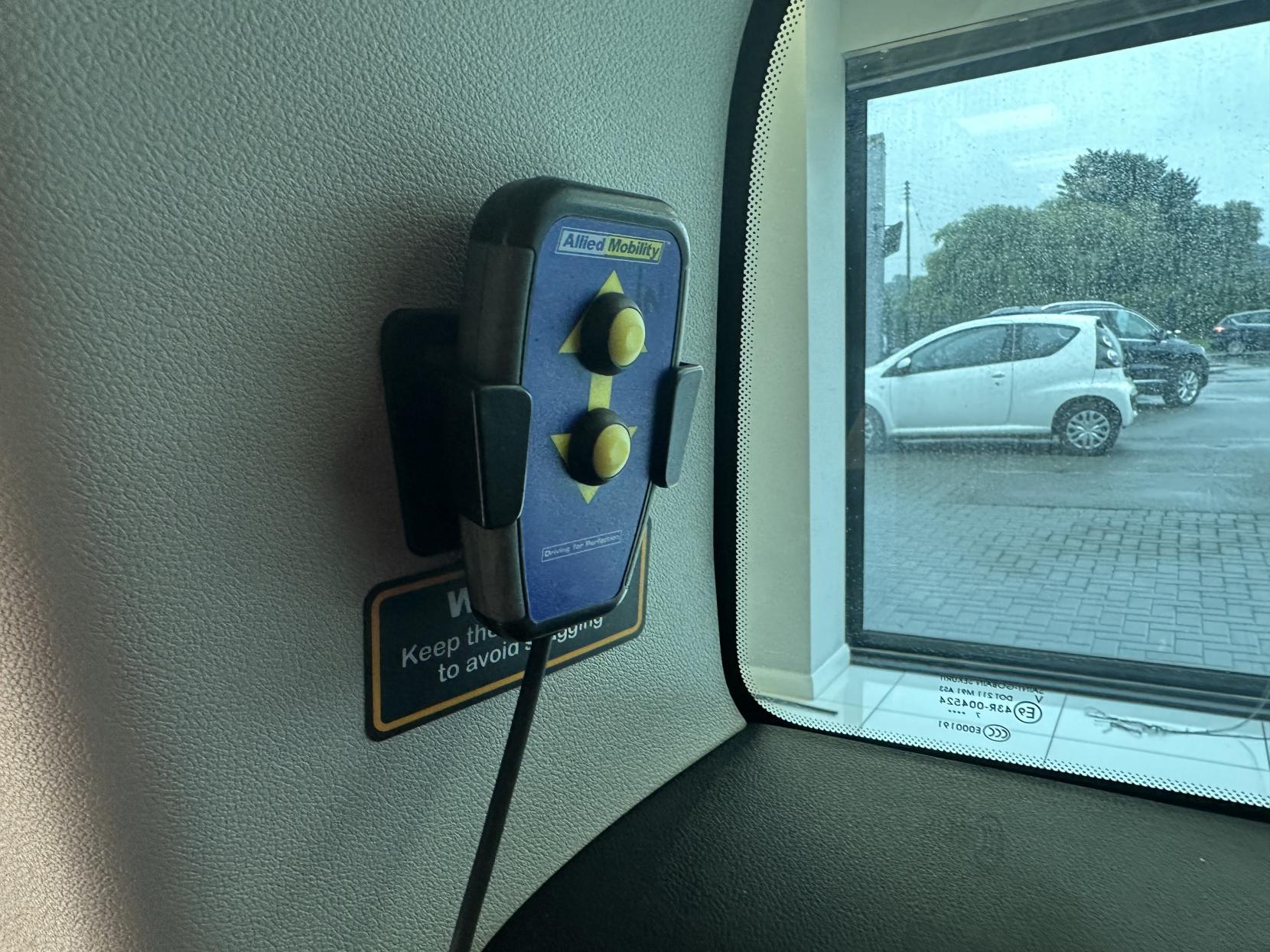 Peugeot Partner Tepee 1.6 BlueHDi Active MPV 5dr Diesel Manual Euro 6 (s/s) (100 ps)