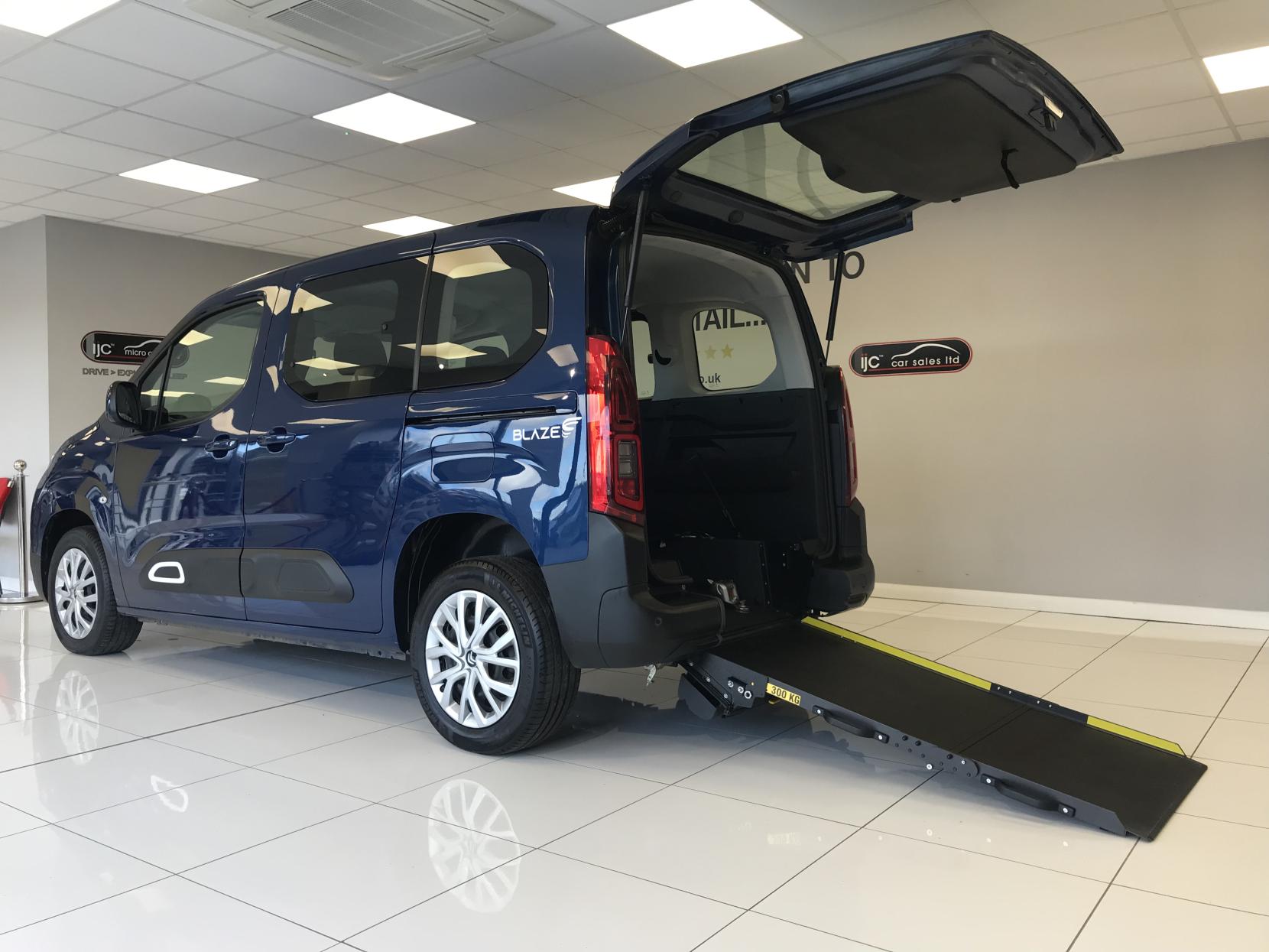 Citroen Berlingo *NEW PRICE! Save £5,000!! * - 2021 Automatic Petrol Wheelchair Adapted Vehicle 2 Seater Carries 3 - WJ71 XUF