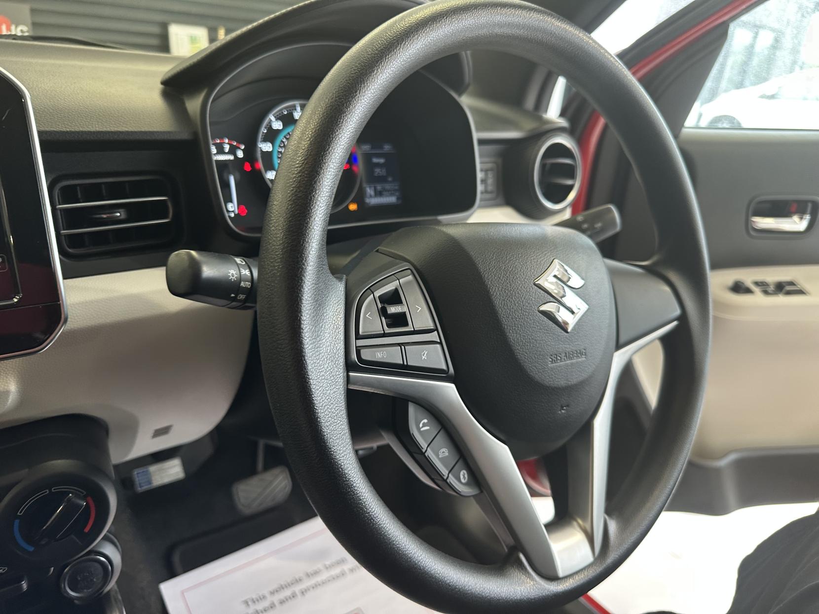 Suzuki Ignis RARE SMALL AUTO/1 LADY OWNER/JUST 26,477 MILES!      1.2 Dualjet SZ-T Hatchback 5dr Petrol AGS Auto Euro 6 (90 ps)