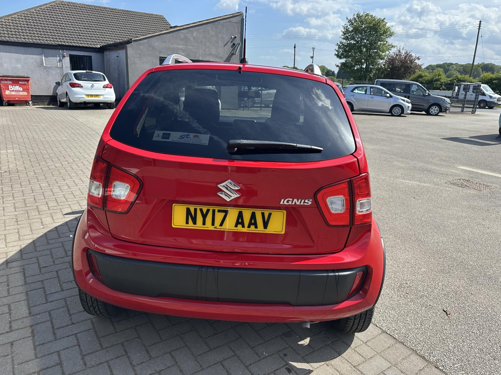 Suzuki Ignis RARE SMALL AUTO/1 LADY OWNER/JUST 25,000 MILES! 1.2 Dualjet SZ-T Hatchback 5dr Petrol AGS Auto Euro 6 (90 ps)