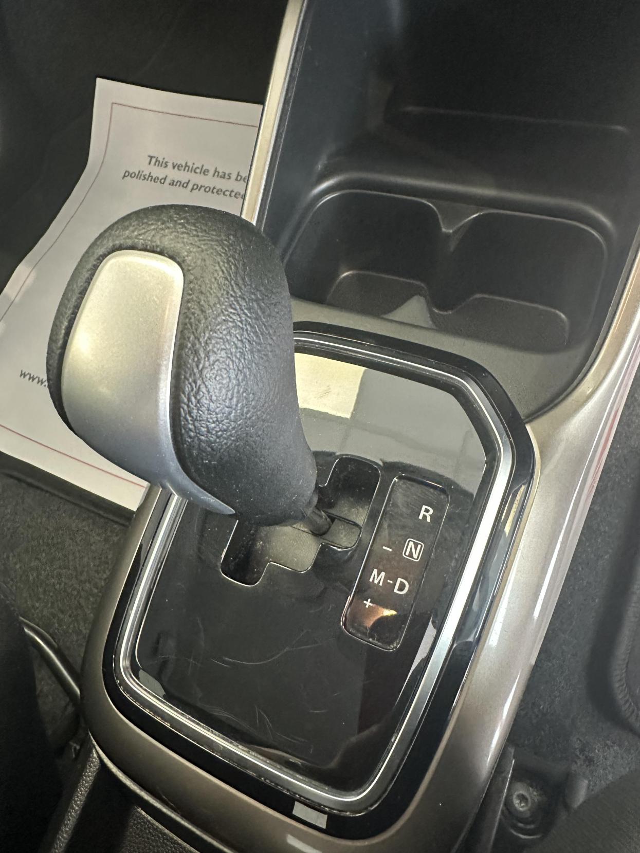 Suzuki Ignis RARE SMALL AUTO/1 LADY OWNER/JUST 26,477 MILES!      1.2 Dualjet SZ-T Hatchback 5dr Petrol AGS Auto Euro 6 (90 ps)