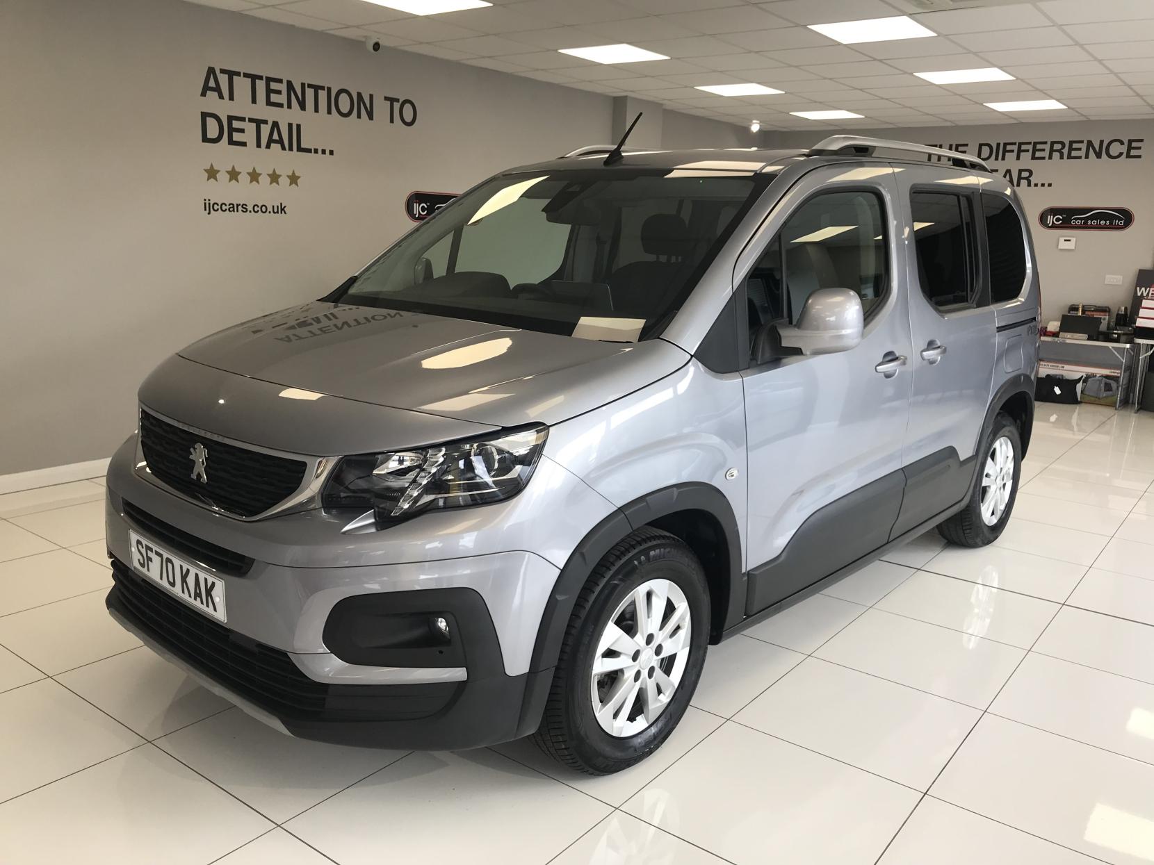 Peugeot Rifter RARE Petrol Automatic WAV with just 3,488 miles! 3 Seats carries 4 with wheelchair user - 1.2 130 BHP PureTech Allure Standard MPV 5dr Petrol EAT Euro 6 (s/s) (130 ps)